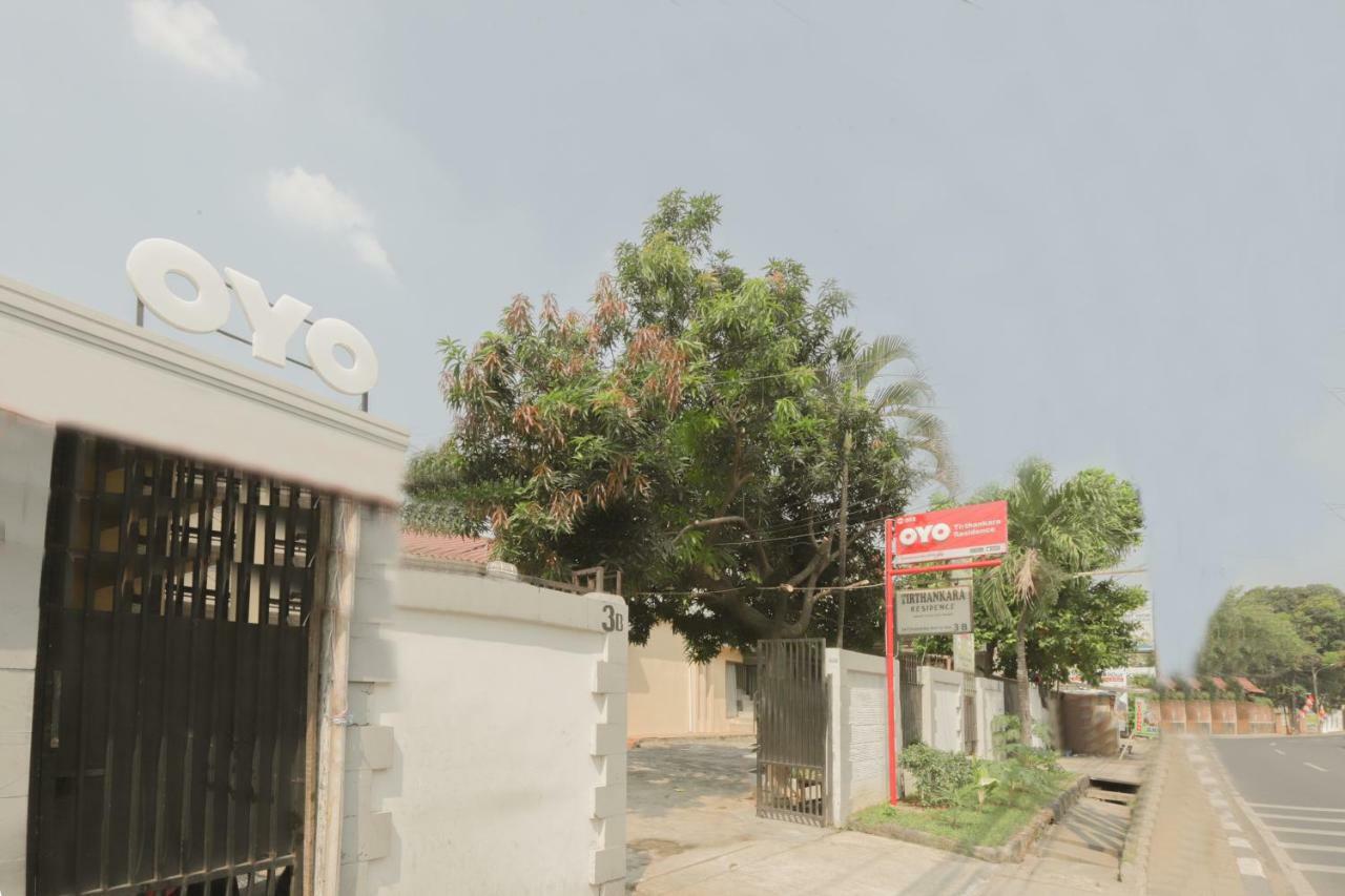 Oyo 968 Tirthankara Residence Jakarta Extérieur photo